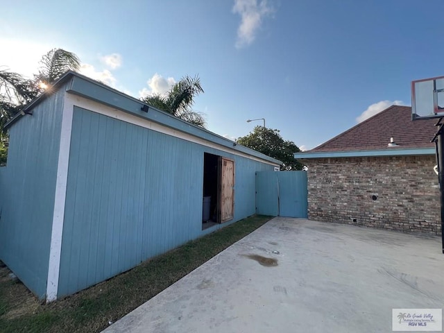 4870 Mckenzie Rd, Brownsville, TX 78521 - view of home's exterior