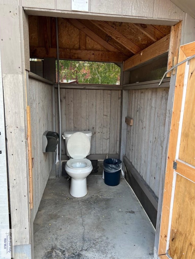 4870 Mckenzie Rd, Brownsville, TX 78521 - storage with an exterior structure