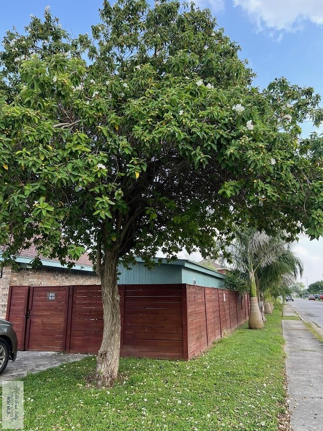 4870 Mckenzie Rd, Brownsville, TX 78521 - view of outbuilding