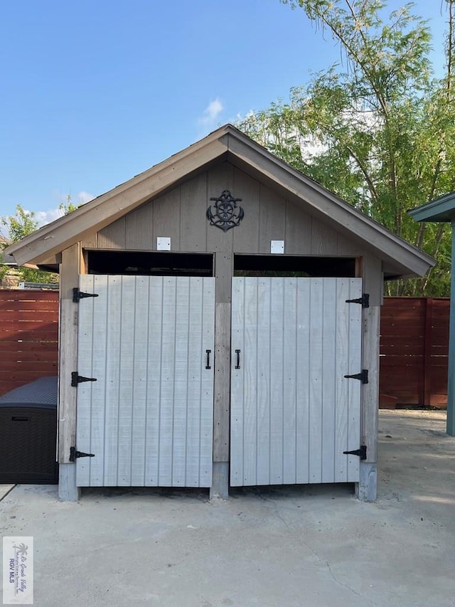 4870 Mckenzie Rd, Brownsville, TX 78521 - view of outdoor structure