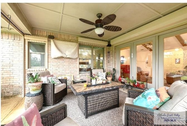 view of patio / terrace featuring an outdoor hangout area and ceiling fan