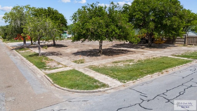 1301 S 1st St, Harlingen, TX 78550