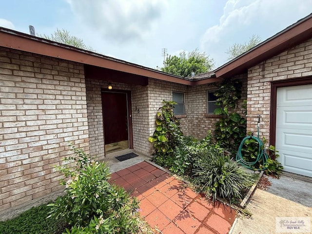 38 Palmetto Cir, Brownsville, TX 78521 - property entrance with brick siding