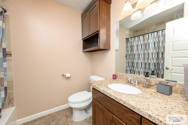 23314 Grapefruit Ave, Harlingen, TX 78552 - full bathroom with vanity and toilet