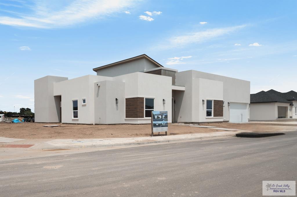 5997 Alexander Rd, Brownsville, TX 78526 - photo 1