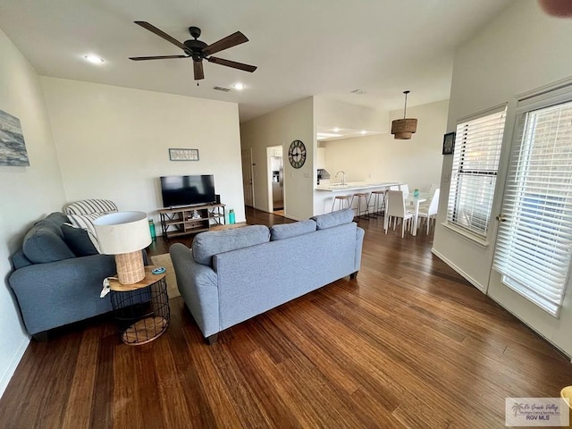77 Santa Isabel Blvd Unit K 6, Laguna Vista, TX 78578 - living room featuring dark wood-style flooring, a ceiling fan, and recessed lighting