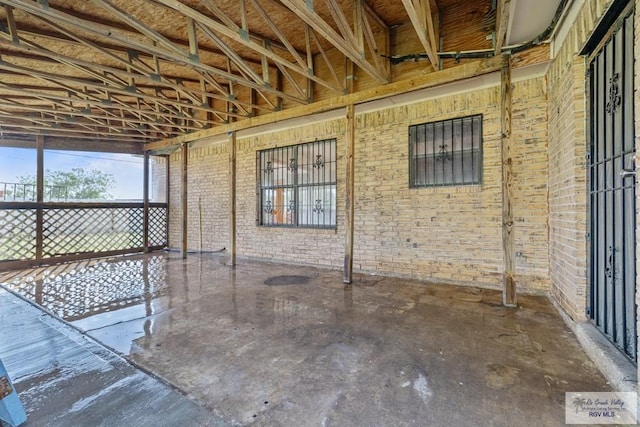 3401 Del Mar Dr, Mission, TX 78574 - view of horse barn
