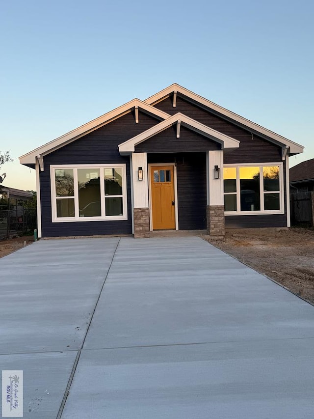 view of front of house