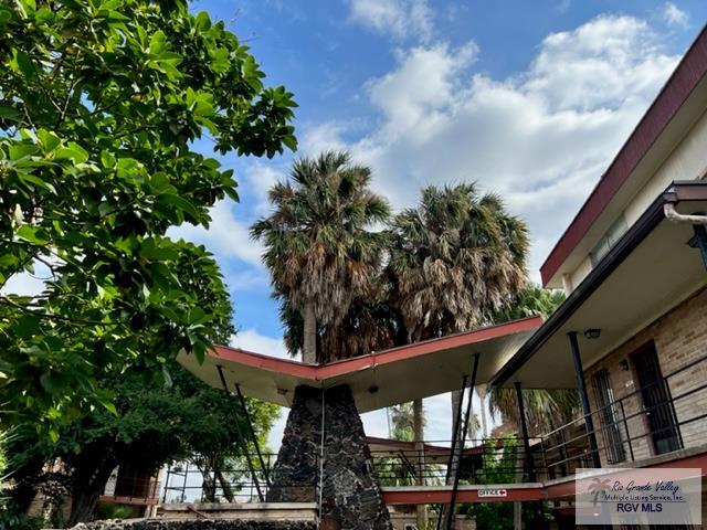 1900 E Elizabeth St Unit F13, Brownsville, TX 78520 - view of home's exterior