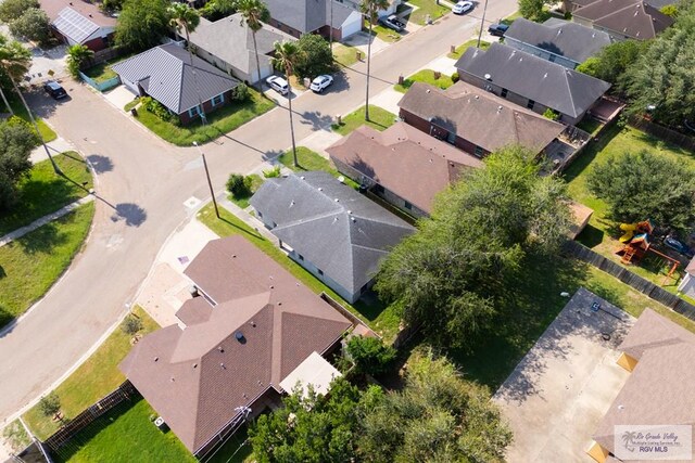 bird's eye view with a residential view
