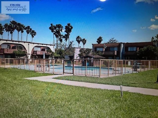 401 Boca Chica Blvd Unit 110, Brownsville, TX 78520 - view of community pool
