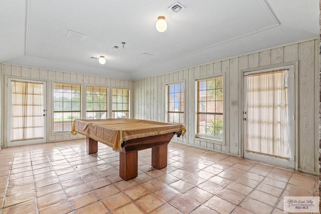 playroom with light tile patterned flooring, pool table, and visible vents