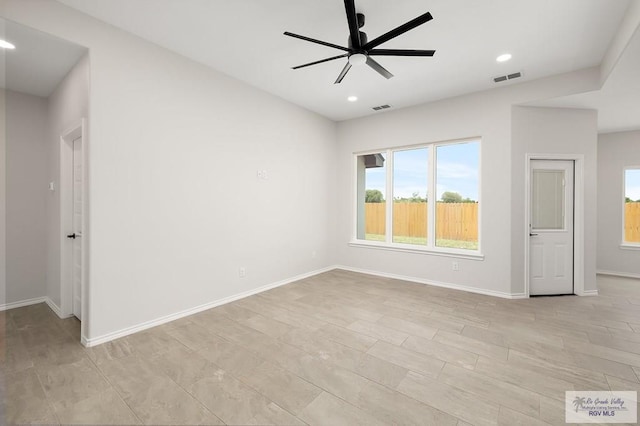 324 N Leon Ave, Elsa, TX 78543 - unfurnished room featuring a ceiling fan, baseboards, and recessed lighting