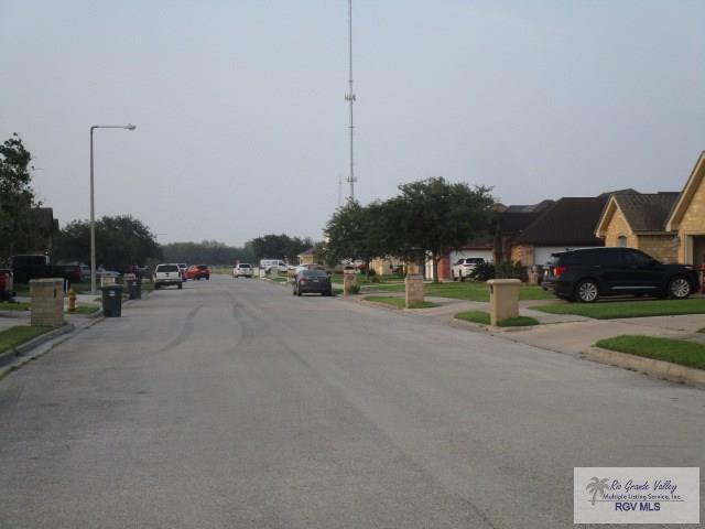 1417 White Oak Dr, Harlingen, TX 78552 - photo 7