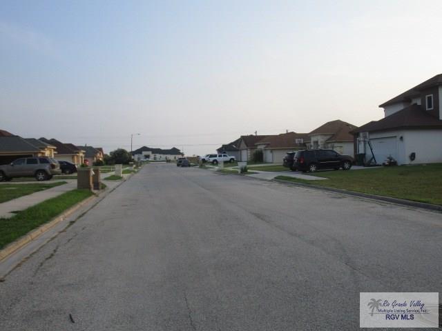 1417 White Oak Dr, Harlingen, TX 78552 - photo 6