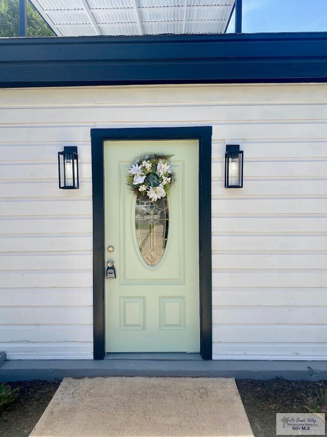 view of entrance to property