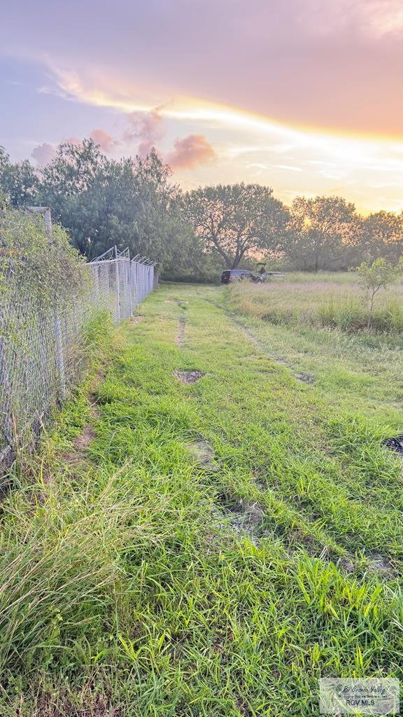 00 J E Gerusa Dr, Les Rusias, TX 78586 - photo 5