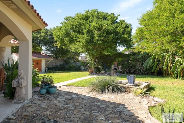 5512 Autumn Mist Ln, Brownsville, TX 78521 - view of yard featuring a patio area