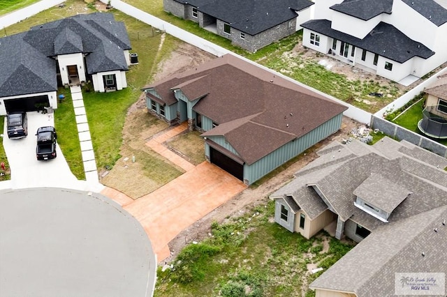 drone / aerial view featuring a residential view