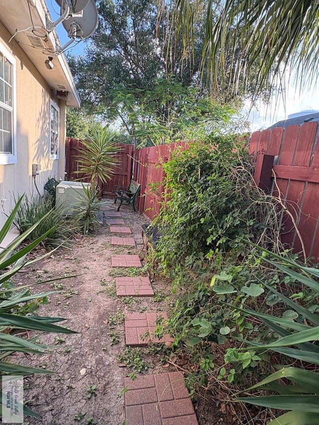 901 Plantation St, Brownsville, TX 78526 - view of fenced backyard