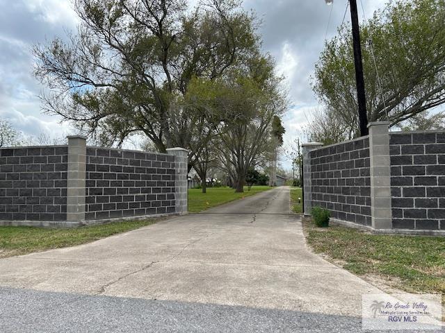 3050 Gamble Rd, San Benito, TX 78586 - photo 3