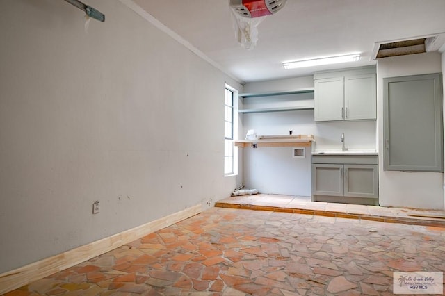 kitchen featuring sink