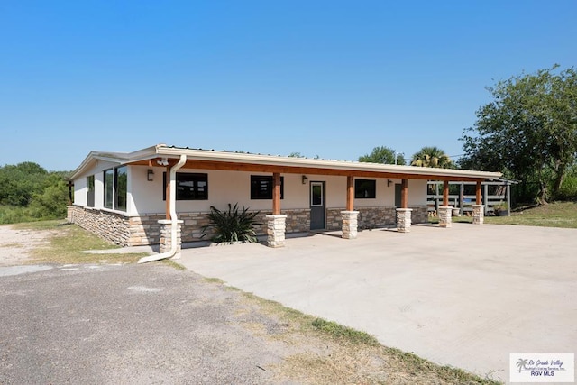 view of front of property with a porch