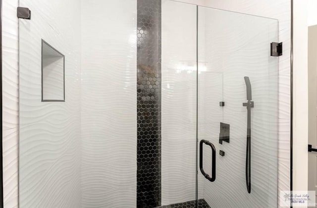 room details with walk in shower