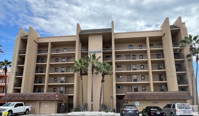 4300 Gulf Blvd Unit 105, South Padre Island, TX 78597 - view of building exterior