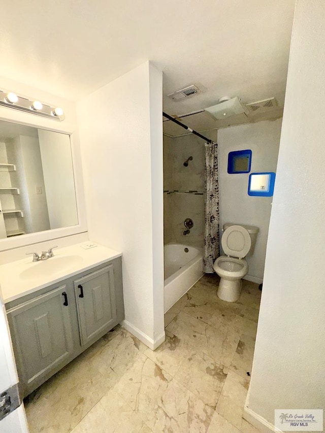 full bath with visible vents, shower / bath combo with shower curtain, toilet, and vanity