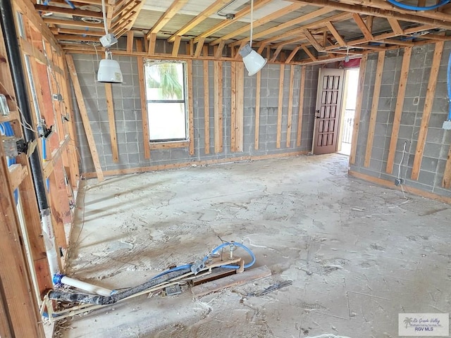 view of miscellaneous room