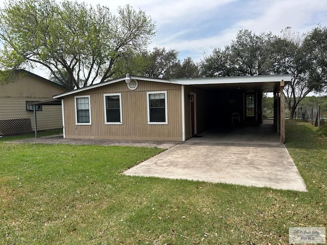 view of front of home with a front yard