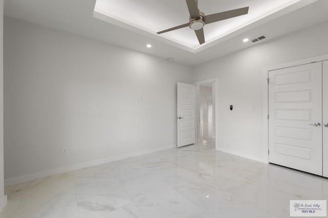 spare room featuring ceiling fan