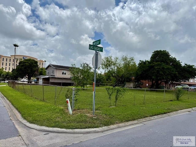 67 Simpson St, Brownsville, TX 78521 - photo 4