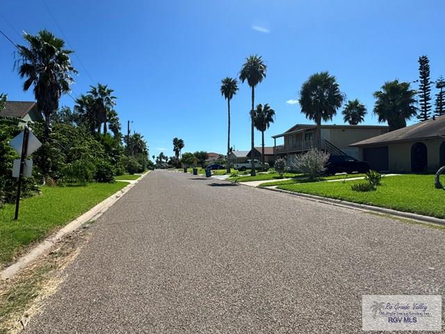 1842 N Shore Dr, Port Isabel, TX 78578 - photo 9