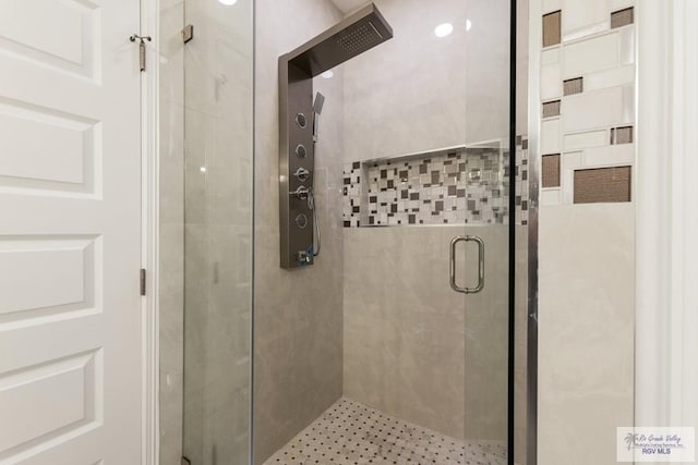 bathroom with walk in shower