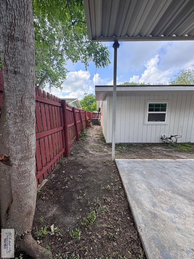 118 E Matz Ave, Harlingen, TX 78550 - view of yard with a patio