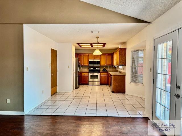 1711 E 21st St, Mission, TX 78572 - photo 7