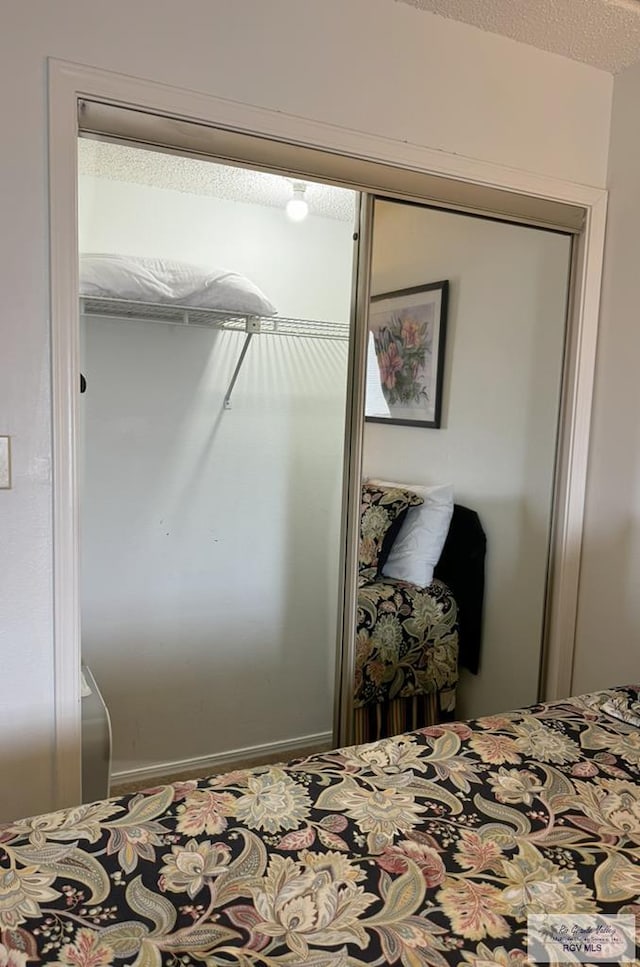 bedroom featuring a closet