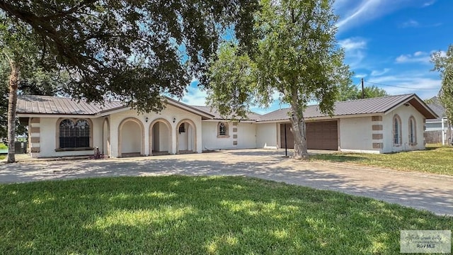1230 Moon Lk Unit 30B & 30C, Progreso Lakes, TX 78596 - photo 2