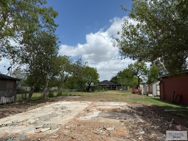 440 S Dick Dowling St, San Benito, TX 78586 - photo 5