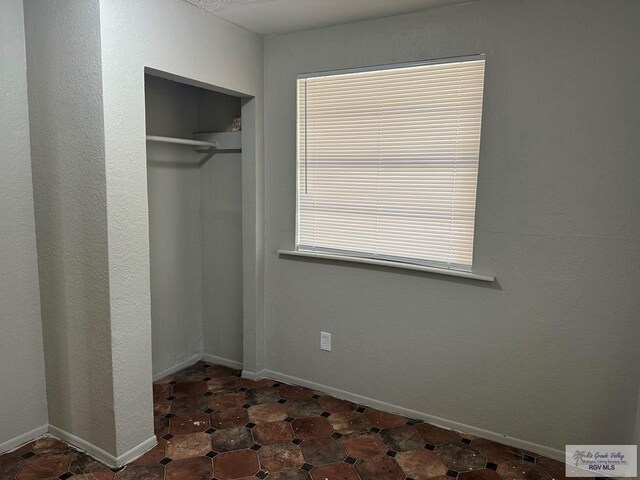 833 Katy Ln, Brownsville, TX 78520 - photo 9
