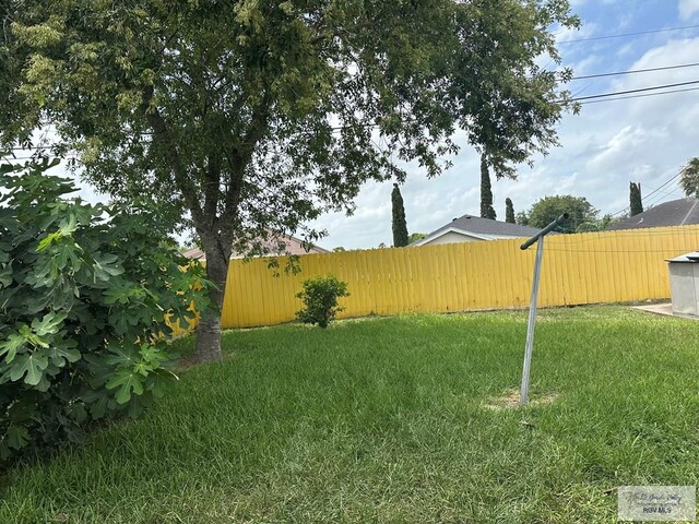833 Katy Ln, Brownsville, TX 78520 - photo 13