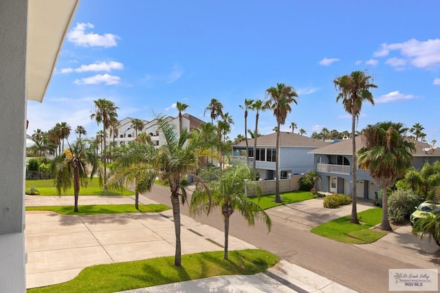 213B W Cora Lee Dr Unit B, South Padre Island, TX 78597 - view of home's community with driveway