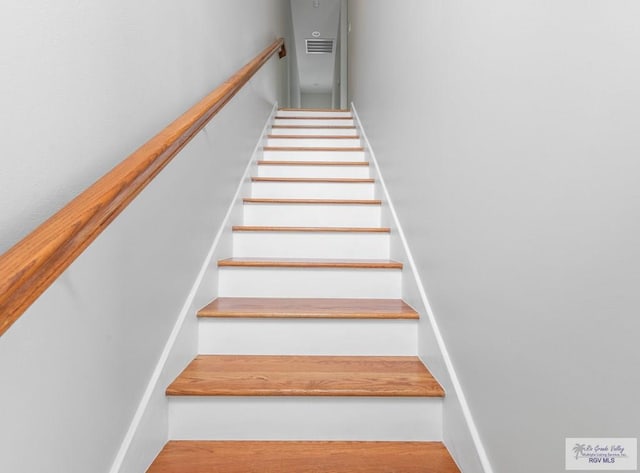 213B W Cora Lee Dr Unit B, South Padre Island, TX 78597 - view of stairs