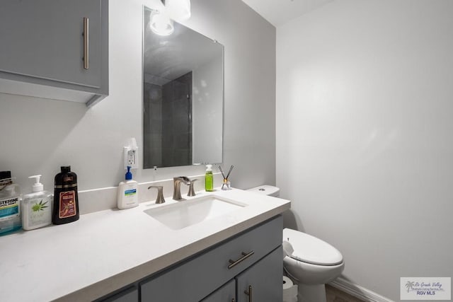 4438 Mckenzie Rd, Brownsville, TX 78521 - full bathroom featuring vanity and tiled shower