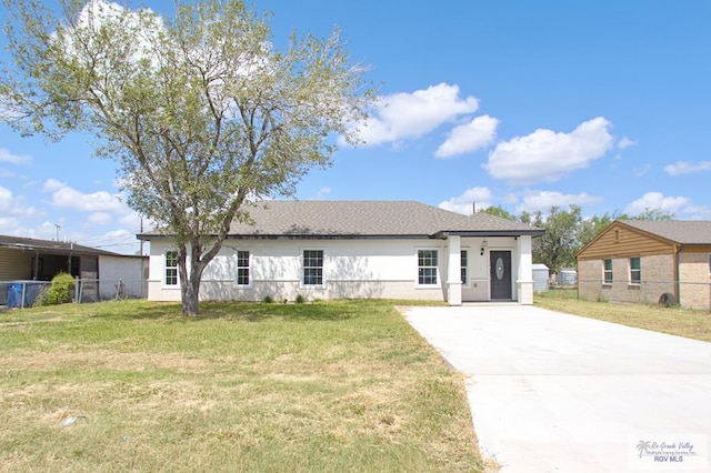 837 S Virginia Ave, Mercedes, TX 78570 - view of front facade featuring a front yard