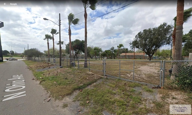 728 N Ohio Ave, Mercedes, TX 78570 - photo 2