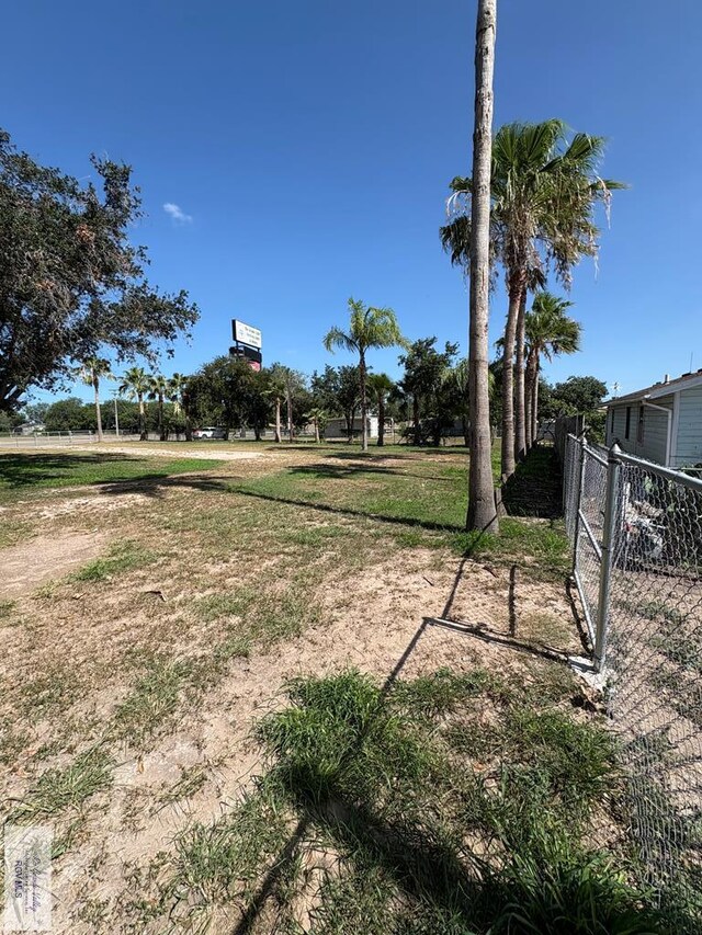728 N Ohio Ave, Mercedes, TX 78570 - photo 6