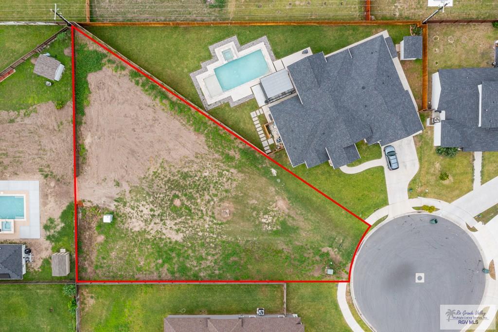 1406 Jocelyn Cir, Harlingen, TX 78552 - photo 2
